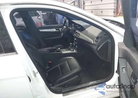 2013 Mercedes-Benz C 300 Sport 4Matic from USA, damaged, VIN WDDGF8ABXDG090899